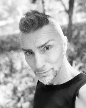 Aaron Crow Instagram - Good morning!!! #itsaaroncrow #theillusionists #theillusionistsmx #mexico
