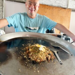 Abareru-kun Instagram - 土曜日の昼は焼きそばって古代から決まってるよね。