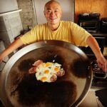 Abareru-kun Instagram - 少し大きめのハムエッグ作ったよ🥚🍖
