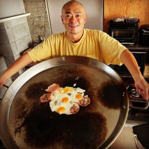 Abareru-kun Instagram - 少し大きめのハムエッグ作ったよ🥚🍖