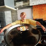 Abareru-kun Instagram - 少し大きめのハムエッグ作ったよ🥚🍖