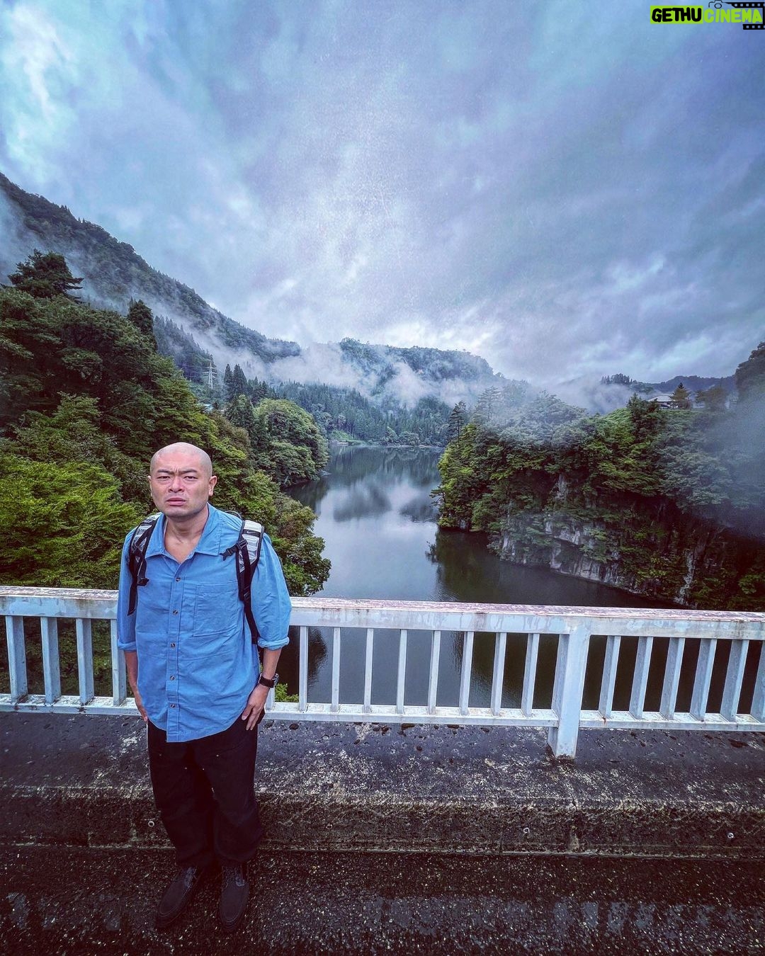 Abareru-kun Instagram - 願い事を叶えてくれると言い伝えられる秘境霧幻峡を目指しました。