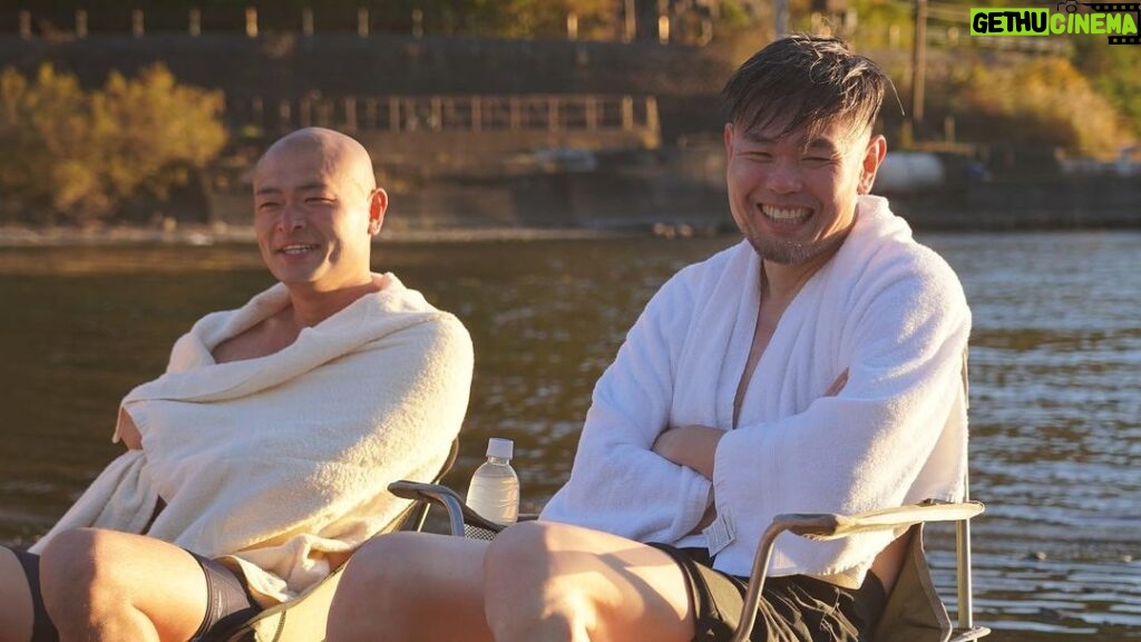 Abareru-kun Instagram - 品川さんにガッツリ自分の世界観ぶつけたキャンプ動画お付き合い頂きました‼︎🏕️✨湖水風呂もマジで心地良かったっす‼︎ありがとうございました‼︎