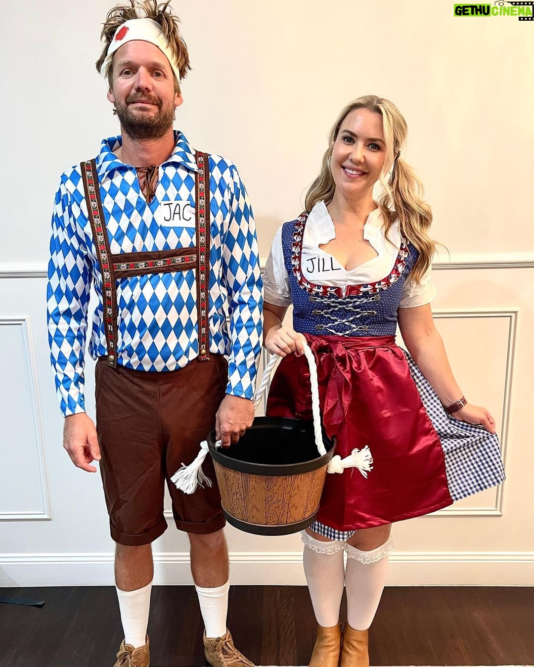 Abby Coleman - 1.5K Likes - Who loves a dress up party?!!!!! We do!!! Come as something starting with “J” As my Jack (@seedsman17 ) said here is another one for our massive dress up box! 😉😉#jackandjill