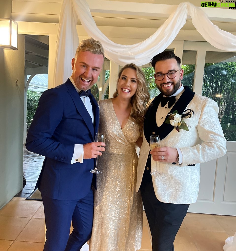 Abby Coleman Instagram - What a fantastic couple!!! Thanks for insisting I be your celebrant @dimitrimanolis.property @_jcassidy87 Happy Marriage I insist ❤️❤️ Spicers Clovelly Estate