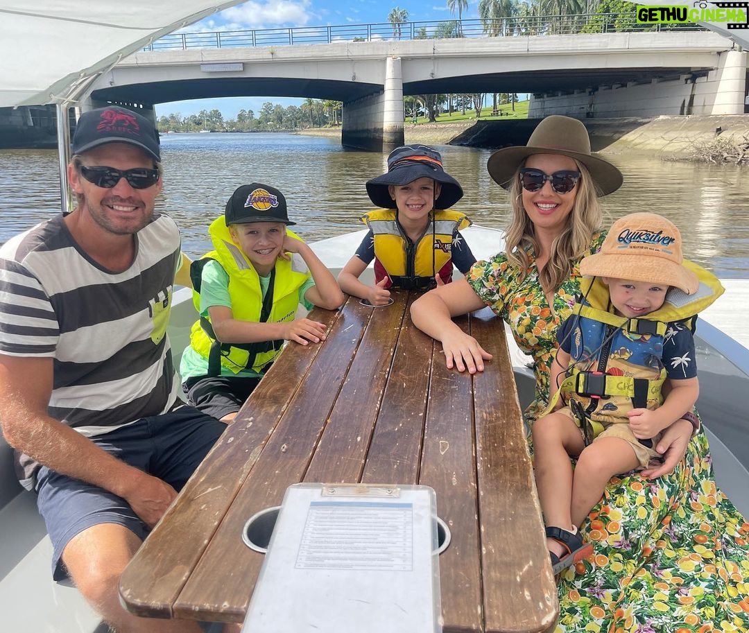 Abby Coleman - 1.4K Likes - Perfect Day for Brisbane River Boat Ride 🚤