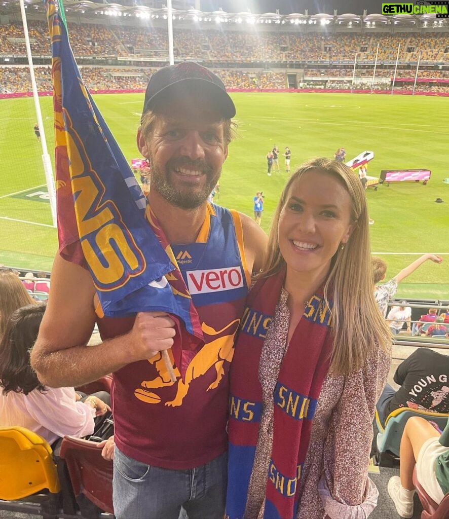 Abby Coleman Instagram - Here we go!!!! @brisbanelions beyond excited #brisbanelions The Gabba