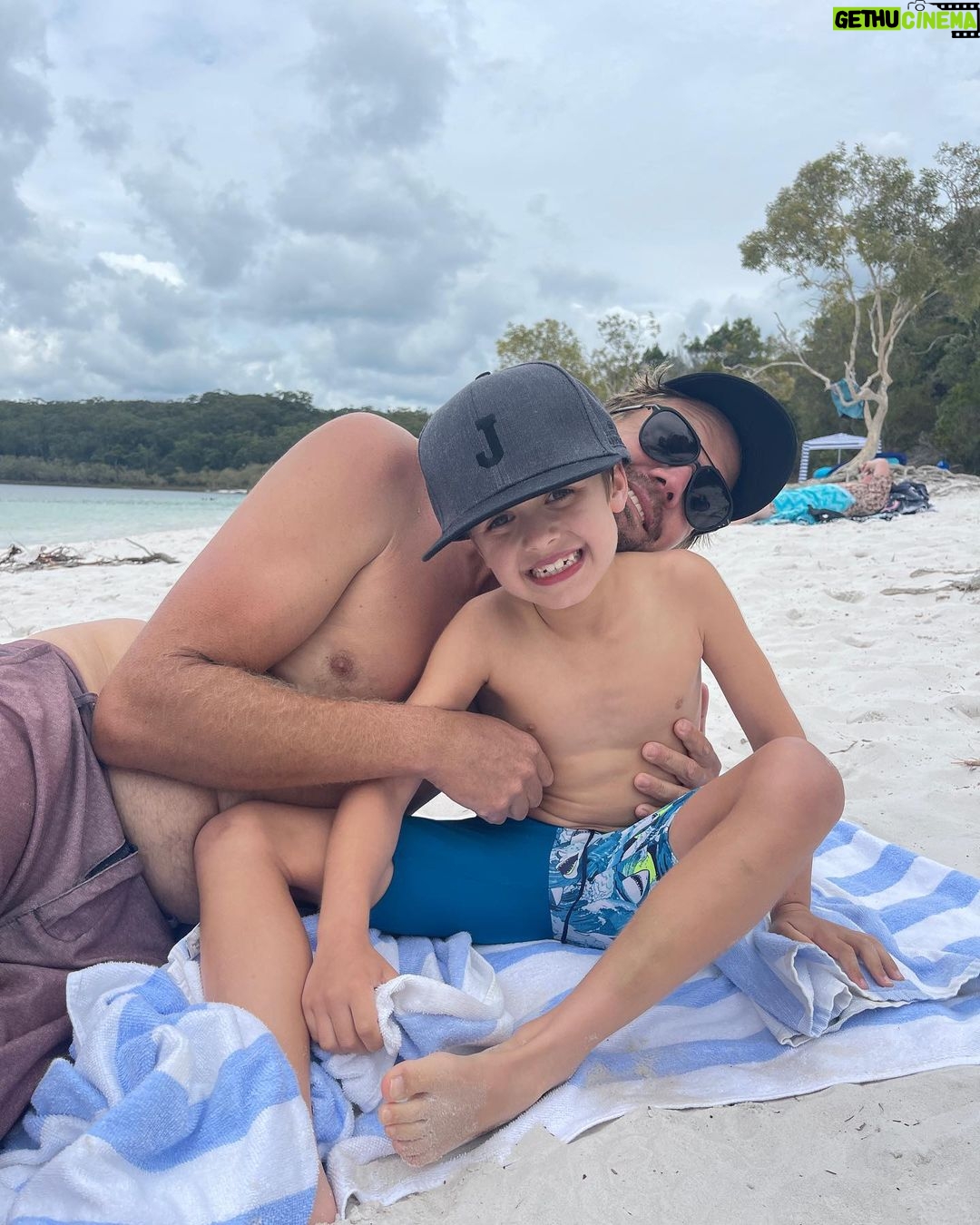 Abby Coleman - 1.7K Likes - Got myself in a few photos to prove I was actually there on the family holiday. One day you will take a photo @seedsman17 I just know it!