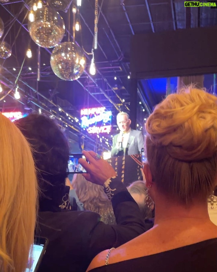 Abby Coleman Instagram - An Epic premiere for an epically brilliant movie @elvismovie Thanks for having us (@austinbutler fan club) there @warnerbrosau Pacific Fair Shopping Centre