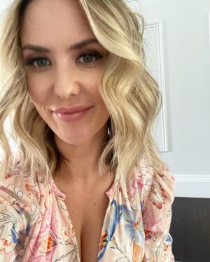 Abby Coleman Instagram - Three years today since I did @worldsgreatestshave @leukaemia_foundation so here’s the grow back montage!! All my love and admiration to those kicking cancers butt. Good luck to those shaving this year. #worldsgreatestshave