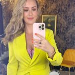 Abby Coleman Instagram – What would I do without you boys @hairbeautyguru @brisbanesbesthairdressers