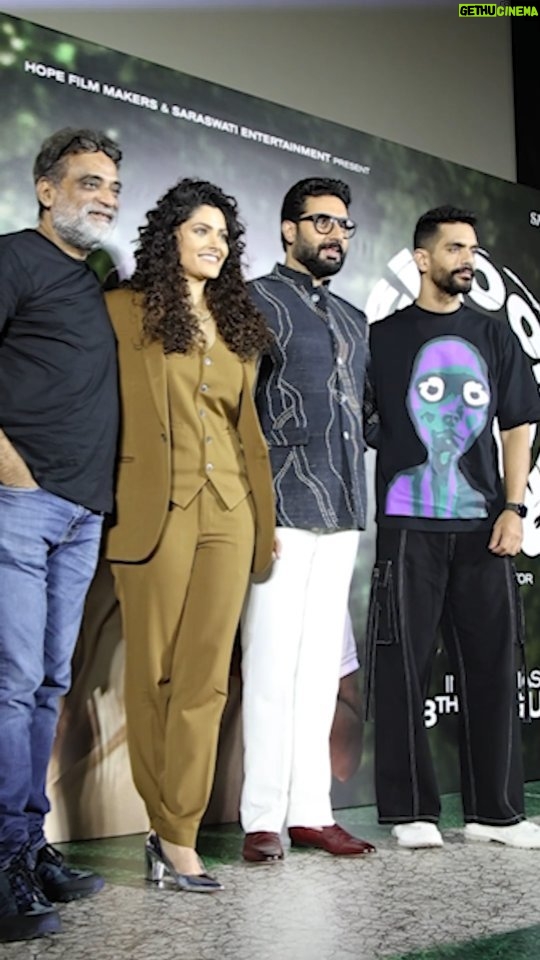 Abhishek Bachchan Instagram - Some magic with these magicians at the #GhoomerTrailer launch yesterday. Thank you for all the love for our trailer. 🙏🏼 #GhoomerInCinemas near you, 18th August.