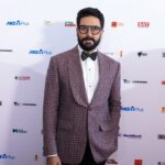 Abhishek Bachchan Instagram – Last night, #Ghoomer had its world premiere at the Indian Film Festival of Melbourne. The love and reception from the audience left me deeply grateful. Can’t wait to show you all the magic of Ghoomer on 18th August. 🙏🏼🤗

📸: @ankitapatel.photography

@iffmelbourne #TeamGhoomer #IFFM2023 #GhoomerInMelbourne