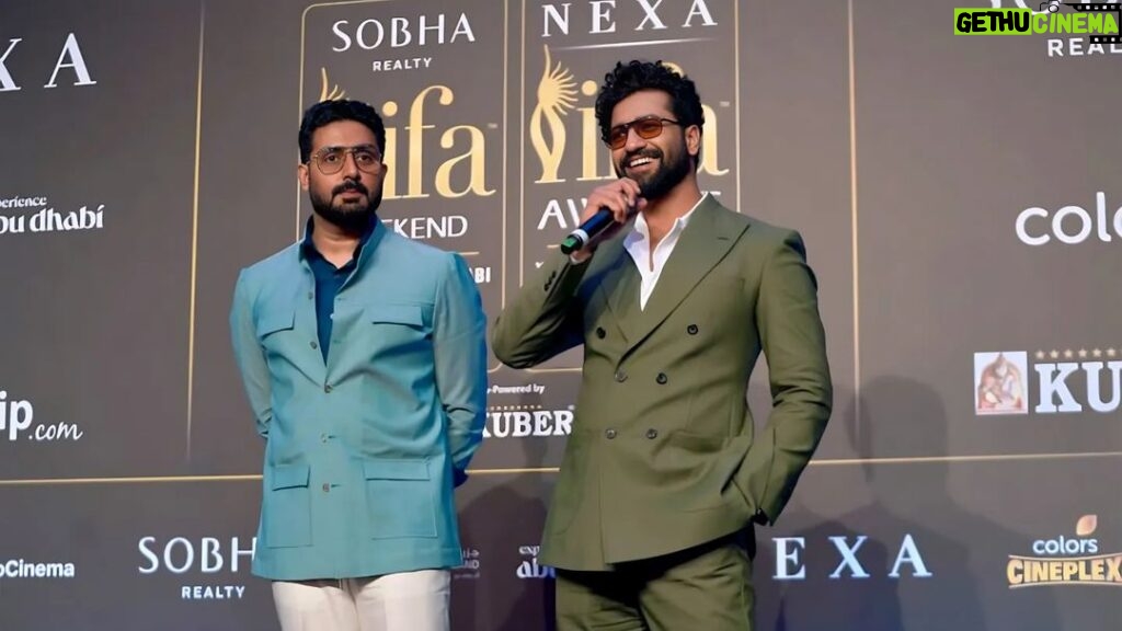 Abhishek Bachchan Instagram - Getting into the groove of #IIFA2023 with the talented @vickykaushal09. Looking forward to hosting and entertaining all of you. My friend @osmanabdulrazak , I hope I carried off the clothes well? Not half as cool as you, but I tried. 🫣