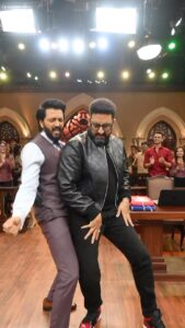 Abhishek Bachchan Instagram - Bhau + Bhau = #vedlavlay thank you my brother @bachchan - I love you - #ved30dec #ved