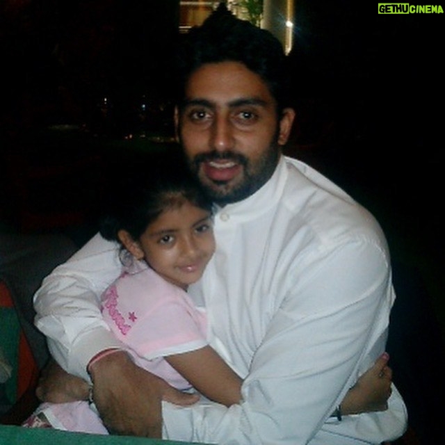 Abhishek Bachchan Instagram - Happy birthday to my music partner! Love you @navyananda