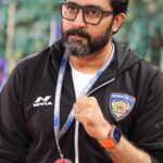 Abhishek Bachchan Instagram - @bachchan and his rituals 🤩🔥 #AllInForChennaiyin Jawaharlal Nehru Stadium