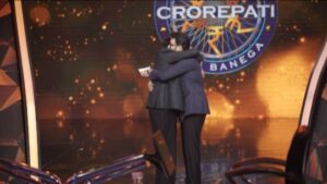 Abhishek Bachchan Instagram - It took a lot of secrecy, a lot of planning, a lot of hard-work and a lot of rehearsals to get it right. But then again, he deserves no less! 
It was very emotional to be able to surprise dad and celebrate his 80th Birthday at the place he loves the most, his workplace. 
My gratitude to the entire team of Sony and Kaun Banega Crorepati for helping me do this and making tonight’s episode so special for my father. Do try and see it if possible. KBC on 11th October at 9pm IST only on Sony TV. 

@amitabhbachchan
#HappyBirthdayAmitabhBachchan #AB80