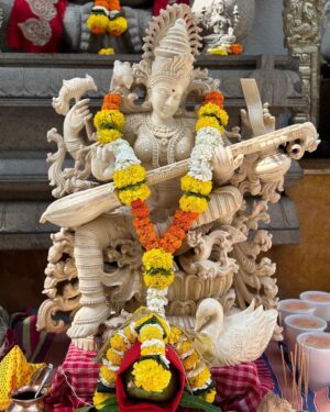 Abhishek Bachchan Instagram - May Ma Saraswati bless us all. 
#BasantPanchami #SaraswatiPujo
Also, on a side note…. As per the Hindu calendar, I was born on Basant Panchami. Thank you for your wishes. 😉☺️