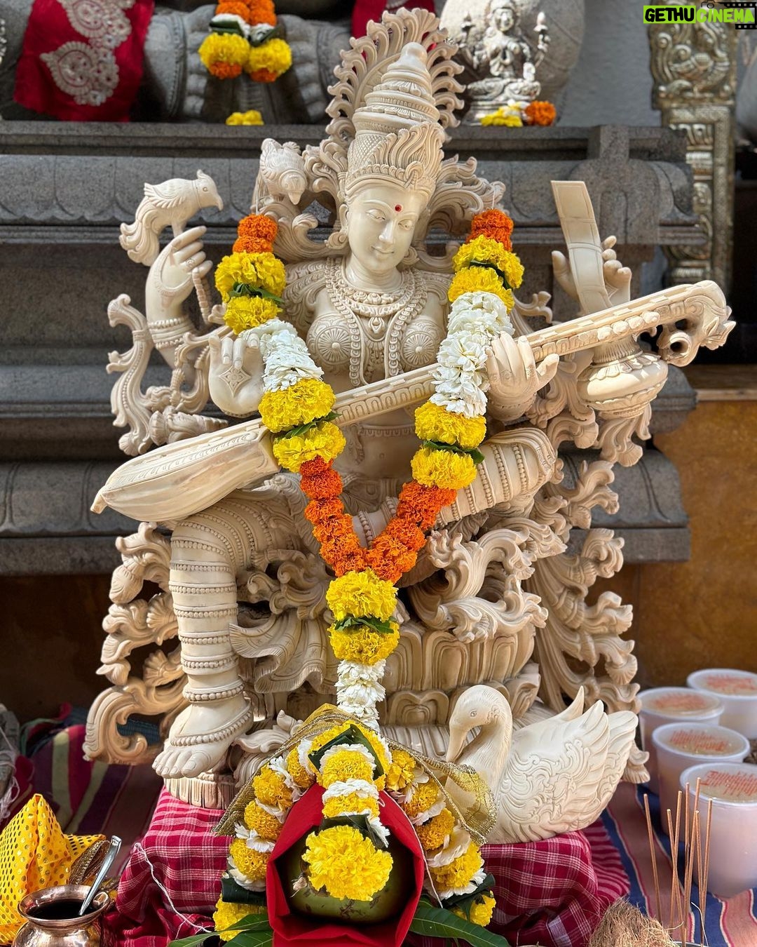 Abhishek Bachchan - 96.4K Likes - May Ma Saraswati bless us all.
#BasantPanchami #SaraswatiPujo
Also, on a side note…. As per the Hindu calendar, I was born on Basant Panchami. Thank you for your wishes. 😉☺️