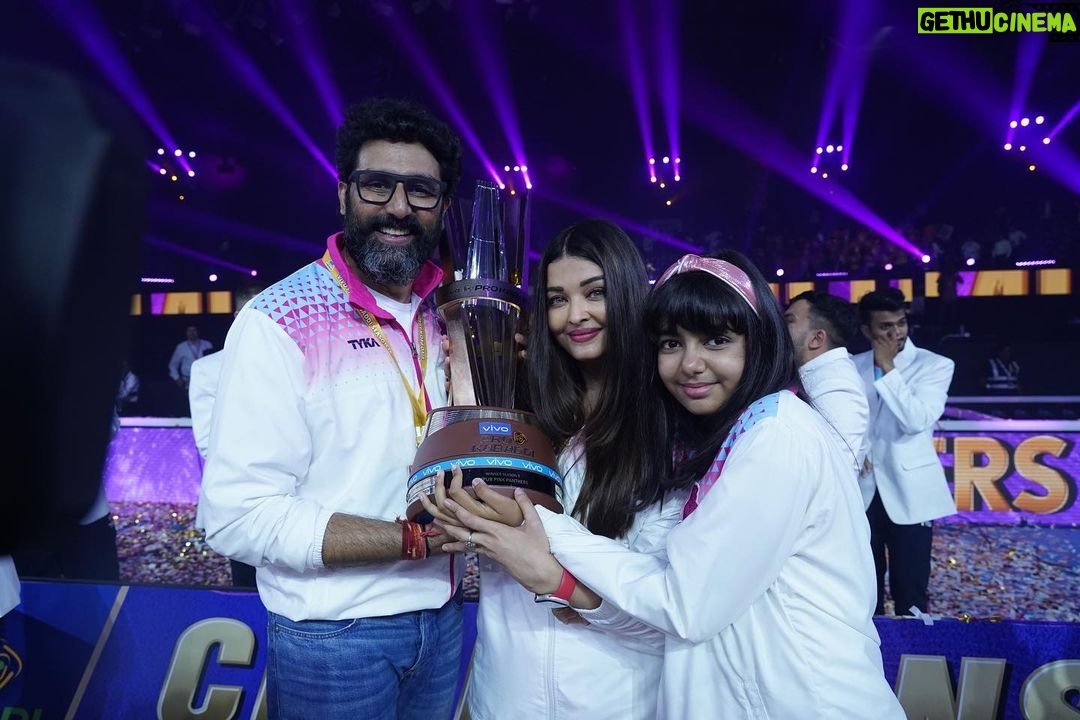 Abhishek Bachchan - 160.7K Likes - So proud of this team. They’ve quietly worked towards this cup. Despite criticism they kept believing and working. Everybody wrote them off…. But they had confidence in themselves. That’s the way to do it!!! 💪🏽 it’s taken us 9 years to win this cup again. And I’m so happy with this team. Teamwork, hard work and silent determination…. The @jaipur_pinkpanthers way!
#RoarForPanthers #TopCats #ProKabaddi #ProKabaddiLeague