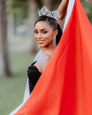 Aché Abrahams Instagram - Happy Independence Day Trinidad and Tobago!!! 

Proudly representing the red, white and black! 🇹🇹

@acheabrahams 

Photographer @raj.vphotography 

 #missworldtrinidadandtobago #missworld #beautywithapurpose #roadtomissworld