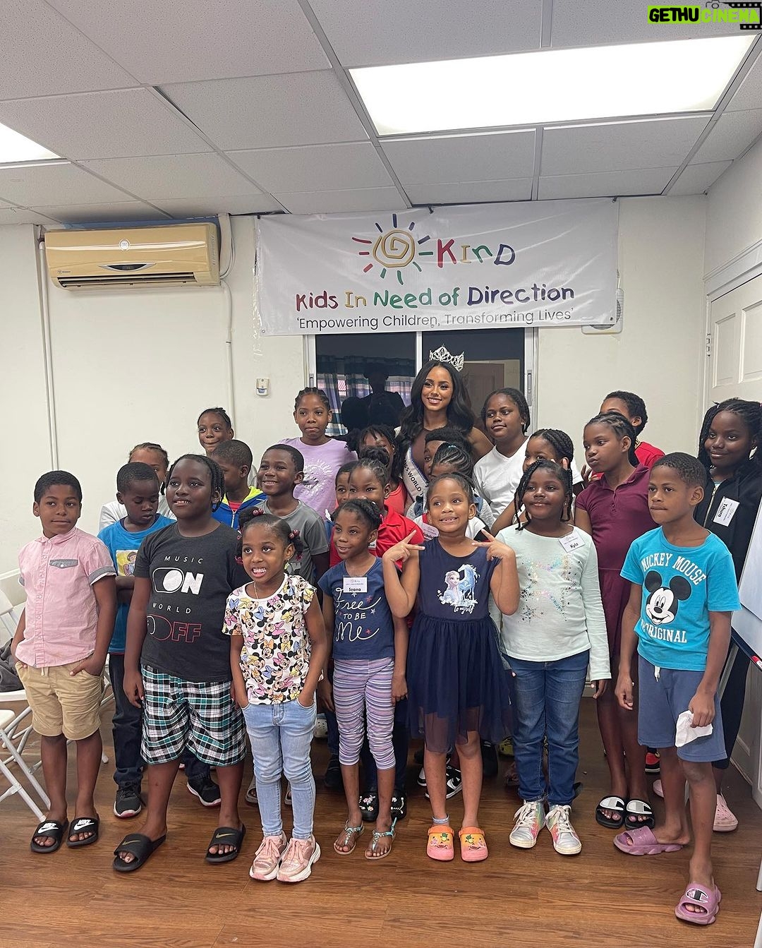 Aché Abrahams Instagram - Some more highlights from my mental health session with these incredible and sweet children from @kind_tt “catch up” summer camp 🥹❤️. So happy I get to do what I love which is to make people smile, especially the young ones. Creating safe spaces to discuss mental health is a passion of mine so thanks so much to @kind_tt for allowing me to be your youth mental health ambassador and to continue pushing my beauty with a purpose project @invisiblescarsproject_mwtt to all children who just want to feel safe and loved. Let’s continue to empower and transform as many lives as we can and please remember to be kind! 💚 #missworld #beautywithapurpose #roadtomissworld #InvisibleScarsProject #missworldtrinidadandtobago Trinidad and Tobago