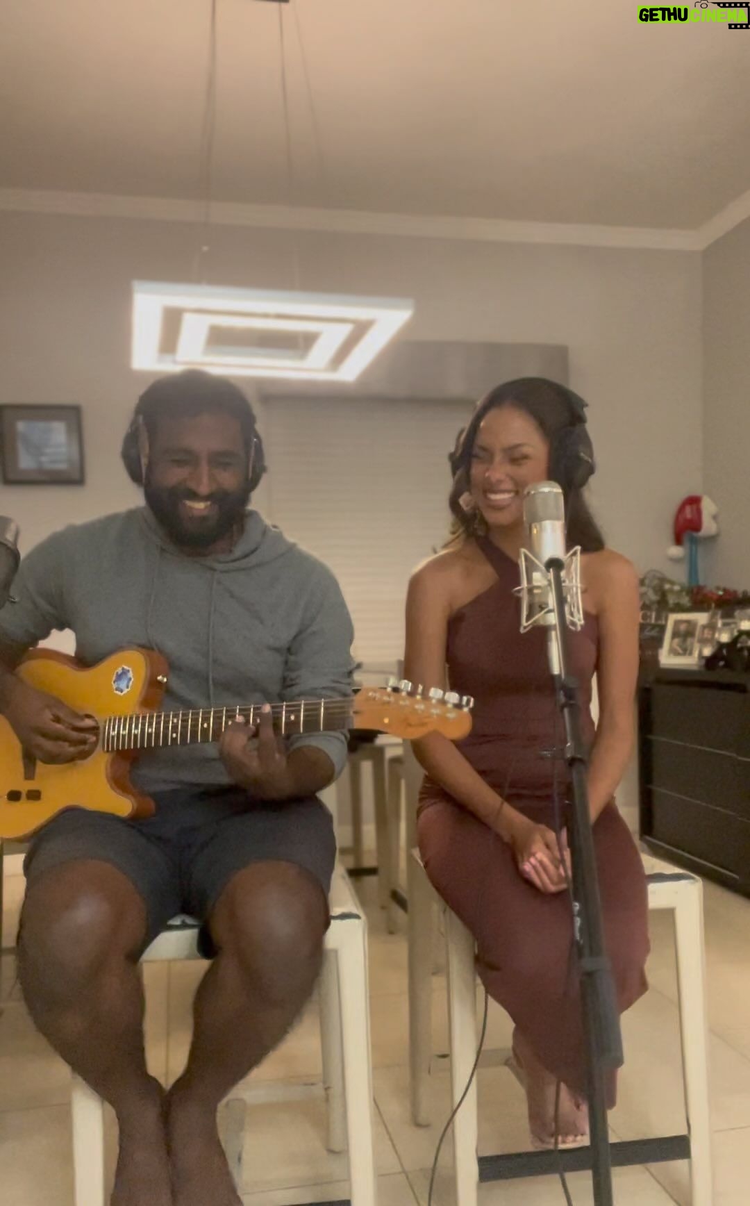Aché Abrahams - 2.6K Likes - Just having fun singing some songs with @raj.vmusic 🎸 it’s surreal to know in just a few months I’ll be performing for the Miss World judges 🤭 and a few years ago I wouldn’t dare to sing in front of anyone. Growth is a wonderful thing 🌱. To anyone who ever second guesses sharing their passion with the world, remember to believe in yourself no matter what and just have fun while you do it 🕺🏾 Gracias a Dios
@missworldtrinidadandtobago
#missworldtrinidadandtobago
#missworld
#beautywithapurpose
#roadtomissworld
#InvisibleScarsProject