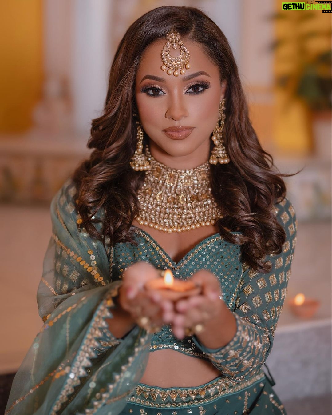 Aché Abrahams - 3.6K Likes - Happy Diwali/Shubh Diwali to you all!🪔 Today as we celebrate the symbolic triumph of light over darkness, may it manifest into our world today. May our hearts glow as bright as the diya lights of Diwali 🪔❤️ Wishing you all around the world a Happy Diwali🪔 May the festival of light fill your life with joy, peace, prosperity, love, laughter and blessings🥰
@domophoto_
@axara_by_reshma_ramkissoon
@theepitomeofbeautybycarlton
@triveni_mandir_868
#missworld
#beautywithapurpose
#roadtomissworld
#InvisibleScarsProject
#missworldtrinidadandtobago