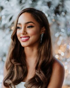 Aché Abrahams Instagram - Wishing you all a merry merry Christmas & a happy new year! 🎄 Today let’s remind ourselves of the true meaning of Christmas… let’s care deeply for one another, think kindly, act gently and share love with the world. Happy holidays from the Miss World TT team 💋 Photography by @raj.vphotography ✨