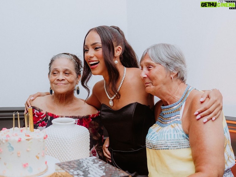 Aché Abrahams - 858 Likes - Couldn’t have asked for a better way to bring in my 24th year!🥹 All these beautiful people that I love surprised me for my birthday. Nothing beats being surrounded by true love and genuine support. I have waaaay more than 24 things to be grateful for! 🥰🤭 #24