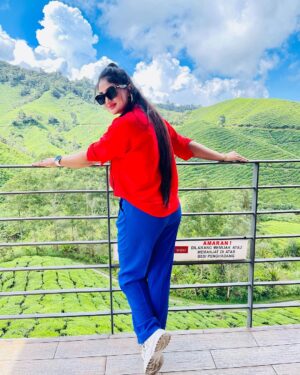 Achol Instagram - তুমি আমার একটাই পিছুটান @syedomy