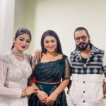 Achol Instagram – অনেক ভালো মনের মানুষ Apu Biswas আপু। যতক্ষণ পাশে থাকি আমাদের দুজনকে অনেক স্নেহ এবং আদর করে। আপু সাথে থাকলে মনে হয় আমার বড় বোন সাথে আছে। love u Appi❤️🥰 Kuala Lumpur, Malaysia