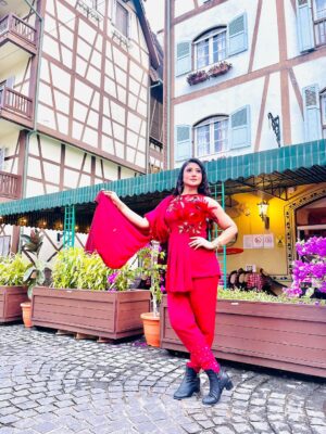 Achol Instagram - Good morning 🥰🇫🇷
