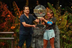 Acun Ilıcalı Instagram - #Survivor2022’de yarışan tüm yarışmacılarımızı, bu sezonda emeği geçen tüm ekibimizi ve şampiyonumuz Nisa Bölükbaşı’nı tebrik ediyorum. Çok yorucu bir All Star sezonunda şampiyonluğa ulaşmak çok büyük bir başarı. Bizimle bu heyecanı ekranlardan paylaşan tüm seyircilerimize sonsuz teşekkürler..

#Survivor #SurvivorAllStar #SurvivorTürkiye #SurvivorFinal #Türkiye #DominicanRepublic @survivorturkiye @tv8 @nisabolukbasi