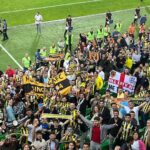 Acun Ilıcalı Instagram – Unutulmaz bir futbol akşamıydı. 3 takımın taraftarının kol kola maç seyrettiği hafızalardan silinmeyecek bir gündü. Hayalini kurduğum, tribünlerdeki dostluğun zirvesini ve futbolun güzelliğini yaşadık. Bizi en güzel şekilde ağırladığı için Sakaryaspor kulübüne ve Sakaryalılara çok teşekkürler..

It was an unforgettable football evening. It was a day that will not be erased from memory when fans of 3 teams watched the match arm in arm. We experienced the peak of friendship and the beauty of football in the stands, which I dreamed of. Many thanks to Sakaryaspor football club and Sakaryaspor fans for welcoming us in the most wonderful way..

@fenerbahce @hullcity @sakaryaspor