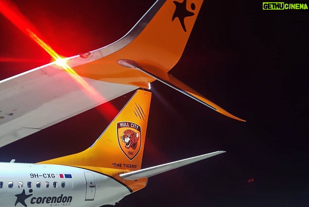 Acun Ilıcalı Instagram - Bize verdikleri destekten ötürü Corendon Havayolları’na çok teşekkür ediyoruz. İnşallah Corendon'la zaferlere uçacağız.. We are very grateful to Corendon Airlines for the support they have given us. Hopefully we are going to fly to the victories with Corendon.. @corendonairlines @hullcity #theTigers #hcafc #HullCity