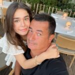 Acun Ilıcalı Instagram - Benim canım kızım, seninle gurur duyuyorum. Ne sevimli ne güzel ne tatlı oldun.. Yeni yaşın kutlu olsun, babanın seni çooook sevdiği hep aklında olsun:)