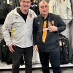 Acun Ilıcalı Instagram - İş dünyasında dünya çapındaki başarılarıyla ülkemizin gururu sevgili Murat Ülker'in Hull City maçına gelmesi beni çok mutlu etti. İnşallah Hull City olarak bize de bu büyük başarılar nasip olur ve beraber kutlarız. I was very happy that dear Murat Ülker, the pride of our country with his worldwide achievements in the business world, came to the Hull City match. I hope that we, as Hull City, will also be granted these great successes and will celebrate together. @hullcity #theTigers #hcafc #HullCity
