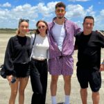 Acun Ilıcalı Instagram – Sevgili Alperen geçtiğimiz günlerde, Dominik’te misafirimiz oldu. Allah vergisi yeteneğiyle NBA’de çok başarılı yıllar geçireceğinden şüphem yok ama ailesinden aldığı güzel karakterinin, güzel insan olmasının bana yaşattığı duygu bambaşka. Büyük başarılar yaşamayı hak ediyor ve yaşayacağından şüphem yok. @alperen.sengun 

Dear Alperen, we recently had as a guest in the Dominican Republic. I have no doubt that he will have many successful years in the NBA with his God-given talent, but the feeling of being a beautiful person and a beautiful character he inherited from his family is something else.  He deserves to live great experiences and I have no doubt that he will.