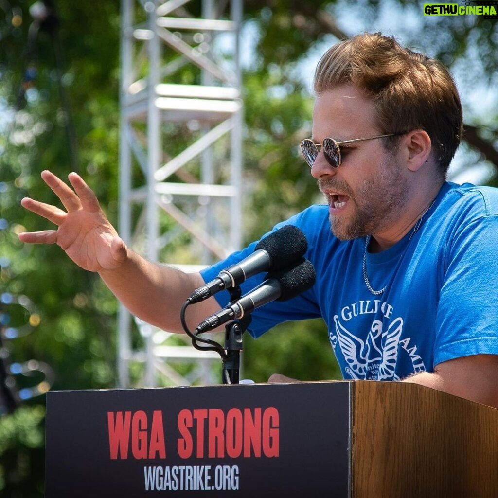 Adam Conover Instagram - Incredible vibes this week as 5000 writers and union siblings rallied together for a fair share of corporate profits. Eight weeks in and we’re bringing the same energy we did on day 1, and that is why we will WIN! #wgastrong 📸 by @toni.reinaldo Los Angeles, California