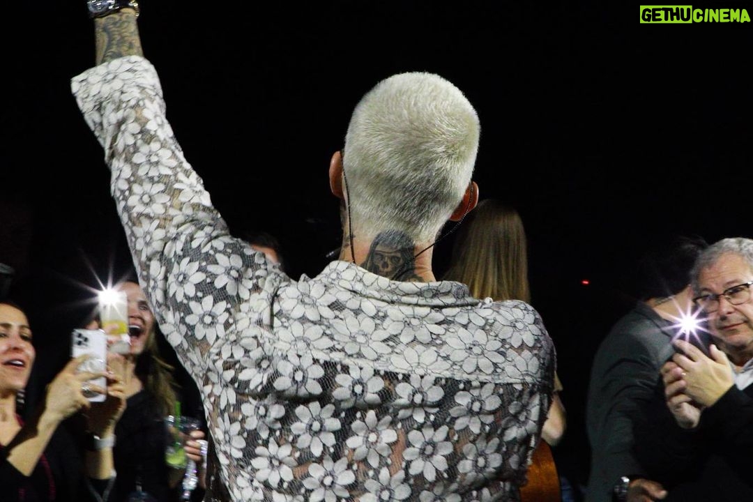 Adam Levine Instagram - First weekend in Vegas. Inspired beyond… #M5LV Dolby Live