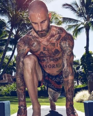 Adam Levine Instagram - Another little impromptu yoga shoot with my dudes @chaddennisyoga and @hugh_lippe. So much fun! Thanks boys!