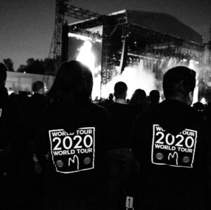Adam Levine Instagram - MEXICO CITY!!!! Every single time we come here, we feel a genuine warmth from you that never fades. We ADORE you all and are humbled by your continued support. Couldn’t be a better way to kick off 2020!!!!!! #m5tour2020