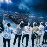 Adam Levine Instagram - MEXICO CITY!!!! Every single time we come here, we feel a genuine warmth from you that never fades. We ADORE you all and are humbled by your continued support. Couldn’t be a better way to kick off 2020!!!!!! #m5tour2020