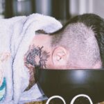 Adam Levine Instagram – @nathan_kostechko @hugh_lippe making me look cool.