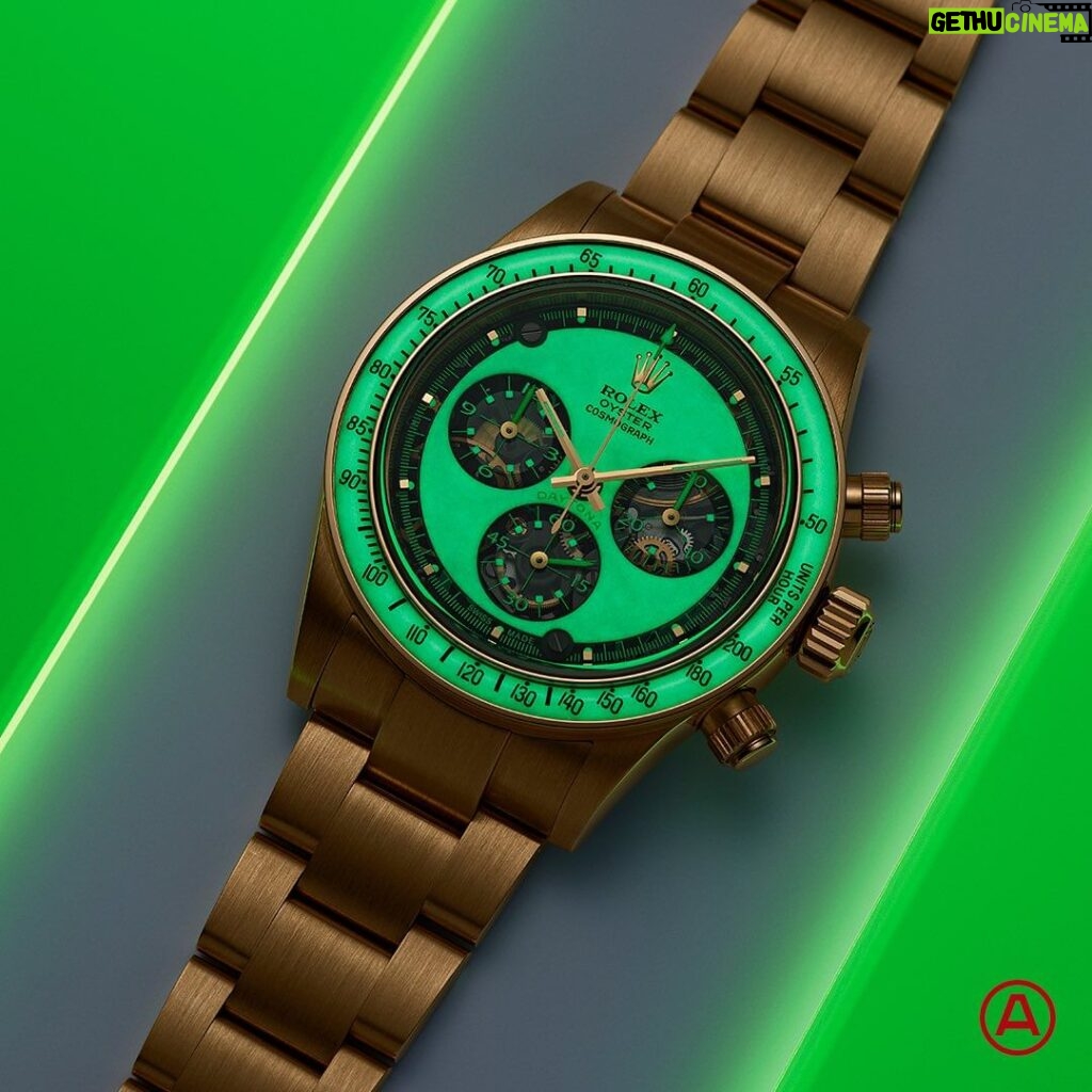Adam Levine Instagram - Unveling Neon, the personalization project realized for @adamlevine on his own Daytona ®. This unprecedented collaboration fostered a harmonious blend of innovation and craftsmanship capturing Adam’s multifaceted universe. Artisans De Genève is an independent watchmaking workshop offering handcrafted timepiece customization and restoration services. We are neither associated nor affiliated with the brands of the timepieces we work on. We carry out our work at the sole request of our customers, on their own timepieces and for their private use only. The work presented was commissioned by one of our customers, this presentation reflects our know-how and has no contractual value. Behind each great timepiece lies unique craftsmanship. #artisansdegeneve #customwatch #watchcollector #adamlevine #watchcollecting #watchoftheday #watchofinstagram #watchpassion