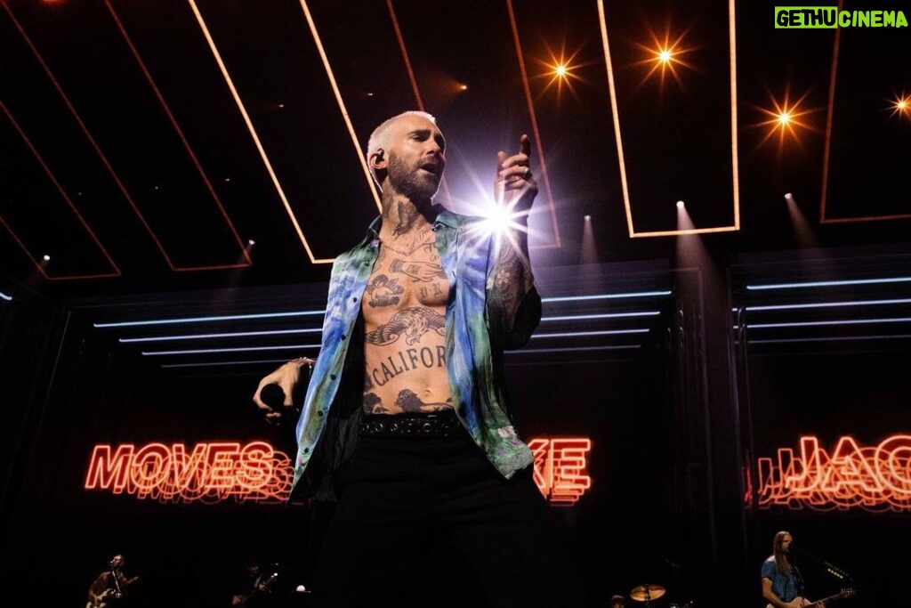 Adam Levine Instagram - First weekend in Vegas. Inspired beyond… #M5LV Dolby Live