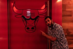 Adam Sandler Instagram - Back on the road again! Thank you United Center for treating me like a champ! Love you all! @unitedcenter