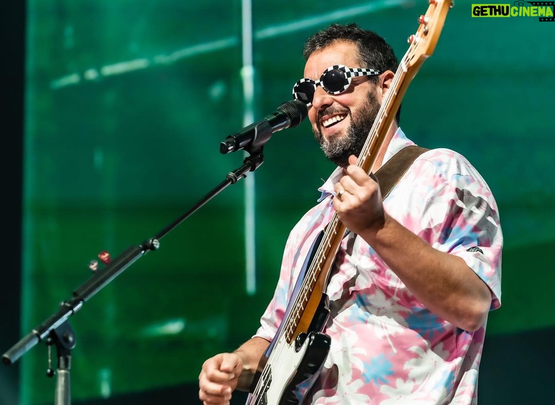 Adam Sandler Instagram - Great Monday hang at the Hertz Arena. Florida strong in full effect. You all are an inspiration and I loved and won’t forget getting to be around you @hertz_arena
